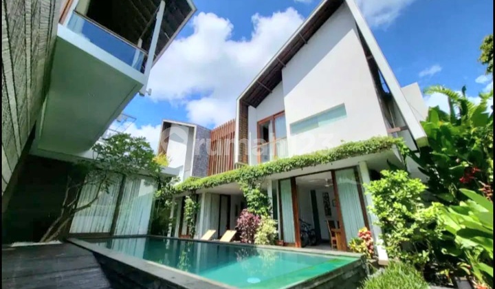 Villa 5 Bedrooms Modern Minimalis Semi Furnished In Jimbaran Bali  2