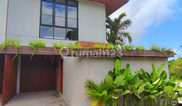 2 Units Brand New Villa Mediterranean Elegance Furnished In Ungasan Bali. 2