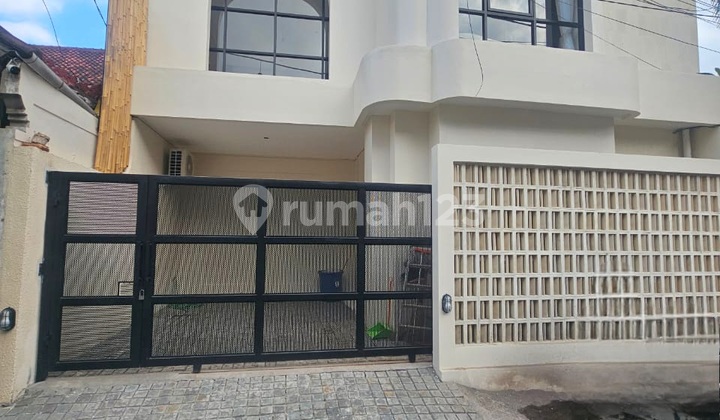 Brand New 3 Bedrooms Villa Modern Mediteranian Near Umalas Kerobokan Bali. Brand New 3 Bedrooms Villa Modern Mediteranian Near Umalas Kerobokan Bali.