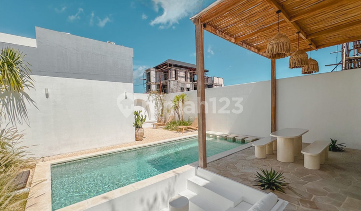 Brand New Villa Exquisite Blend Of Mediteranian And Tropical In Ungasan Bali. 2