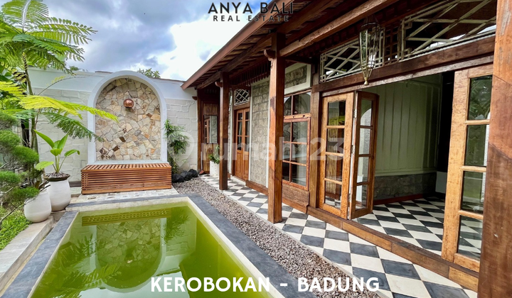 Yearly Rent Villa 2 Bedrooms Classic Wooden Semi Furnished In Kerobokan Bali