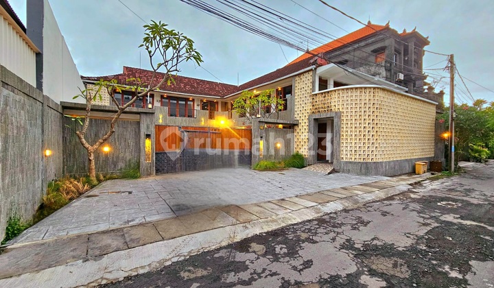 Rumah 11 Kamar Tidur untuk Bisnis Guset House/Kost Dekat Sanur Denpasar Bali 2