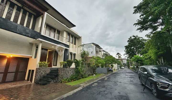 4 Bedroom House in a One Gate System Cluster Near Dewa Ruci Intersection, Kuta Bali.
