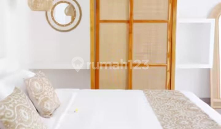 2 Bedrooms Villa Furnished In Padonan Close Canggu Bali 2
