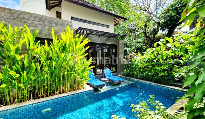 Villa 2 Bedrooms Furnished Dekat Pantai Seminyak Bali