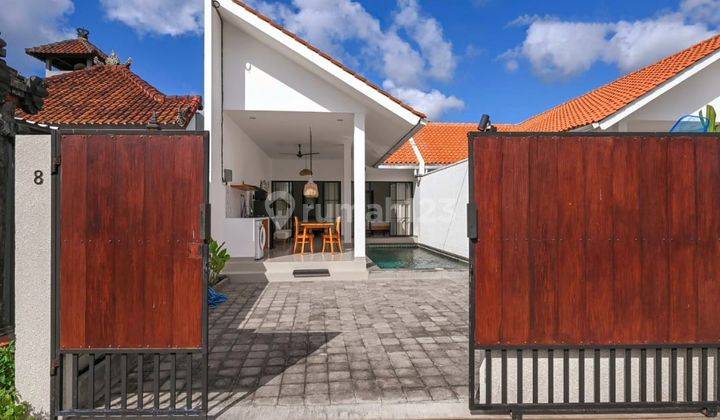 Yearly Rental 2 Bedrooms Villa Furnished Located In Jimbaran Bali. 2