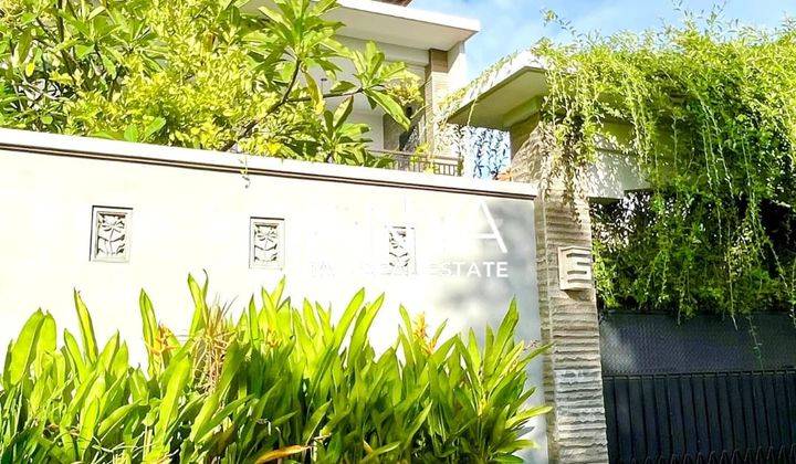 Yearly Rental 3 Bedrooms Villa Furnished In Canggu Bali  2