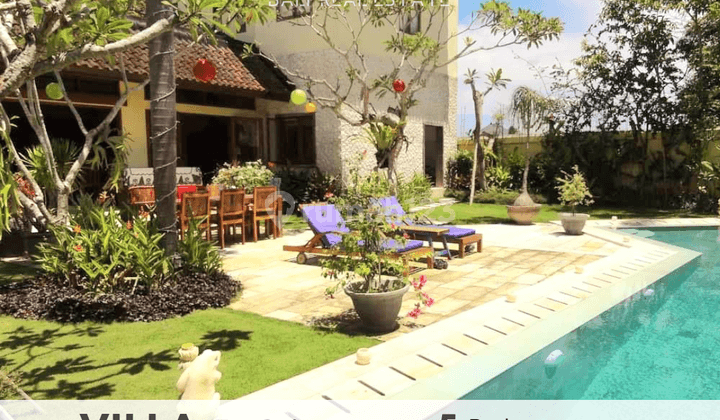 For Sale Beautiful Villa Traditional Balinese Style 5 Bedrooms Furnished In Canggu Bali. 1