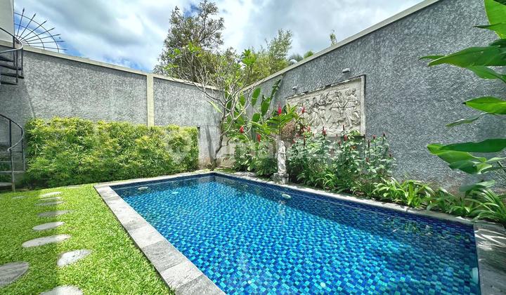 Villa 4 Bedrooms Prime Location Berawa Canggu Bali 2