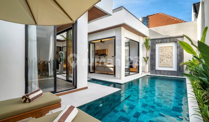 Brand New 3 Bedrooms Modern Minimalis Villa In Kerobokan Bali 2