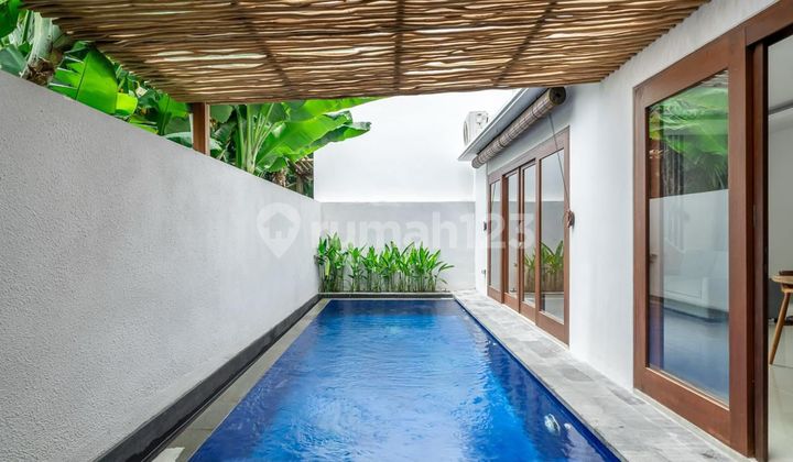 Brand New Villa Furnished Villa Dalam Kawasan Perumahan Elite Dikerobokan. 2