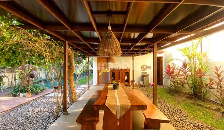 Modern Balinese Villa 3 Bedrooms And Bungalow Furnished In Pecatu Bali 2