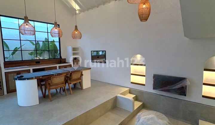 Leasehold Brand New Tropical Modern Villa In Pererenan Bali