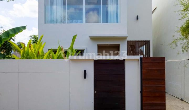 Modern Villa 3 Bedrooms Furnished In Pecatu Bali