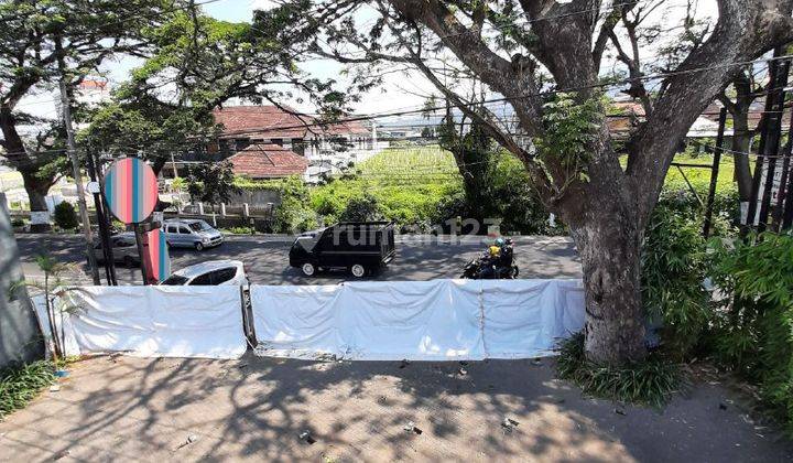 Ruang Usaha Disewakan di Batu Strategis Cocok Usaha Parkir Luas 12