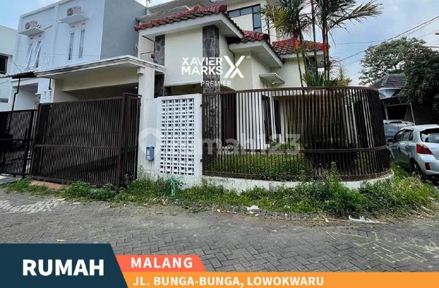 Rumah 2 Lantai Lokasi Strategis di Jl Bunga-Bunga Lowokwaru Malang