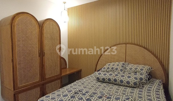 Villa Furnished Desain Modern dan Nyaman di Kingspark 8 Batu 2