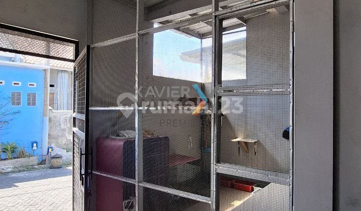 Industrial Style 2-Story House in Sulfat Pandanwangi Blimbing Malang 2