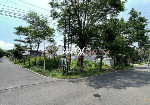 Hook Land Near Madyopuro Toll Exit In Cemorokandang Kedungkandang Malang Hook Land Near Madyopuro Toll Exit In Cemorokandang Kedungkandang Malang