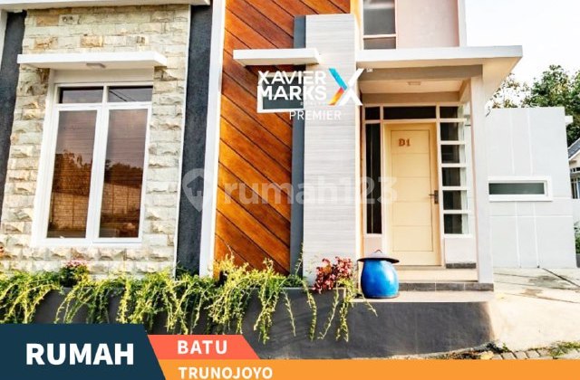 Rumah Minimalis Posisi Hook di Trunojoyo Batu Malang
