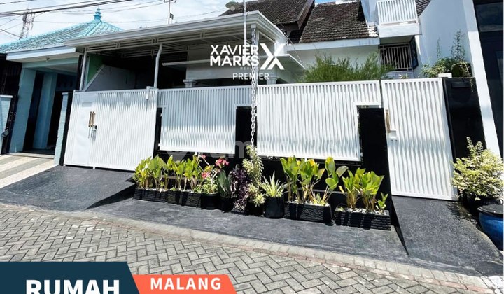 Rumah 1,5 Lantai Fully Furnished Lokasi Strategis di Pakis Malang