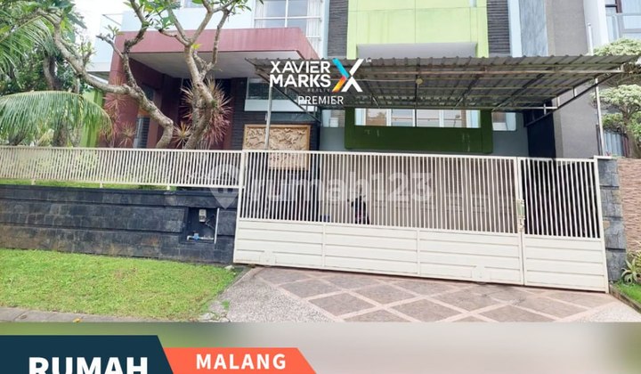 Rumah Posisi Hook di Kawasan Nieuw Indie Araya Malang