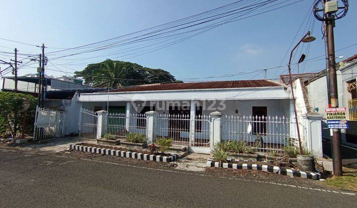 Rumah Bagus Pinggir Jalan Sungai Sungai Sulfat Blimbing Malang 1