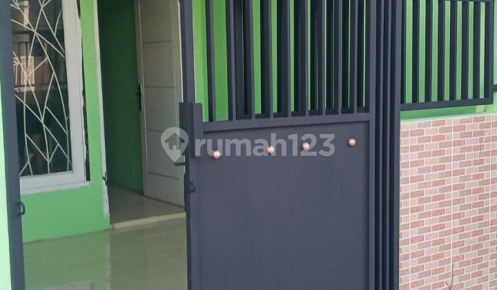 Axis Road House in Bumi Mondoroko Raya, Singosari, Malang Axis Road House in Bumi Mondoroko Raya, Singosari, Malang