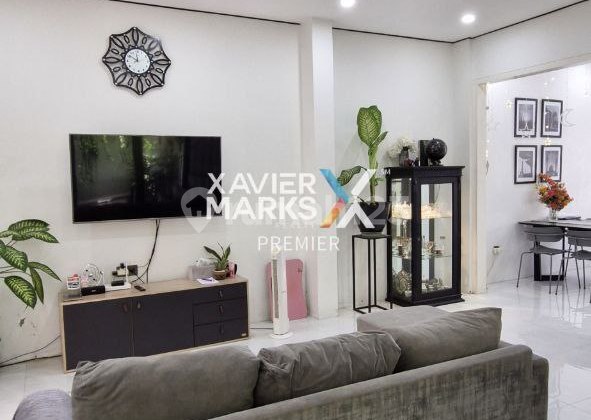 Aesthetic 2-Story House + Fully Furnished Rooftop in Pulau-Pulau, Sukun Malang 2