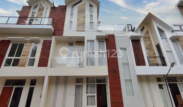 Villa Permata Panderman, Batu � Malang