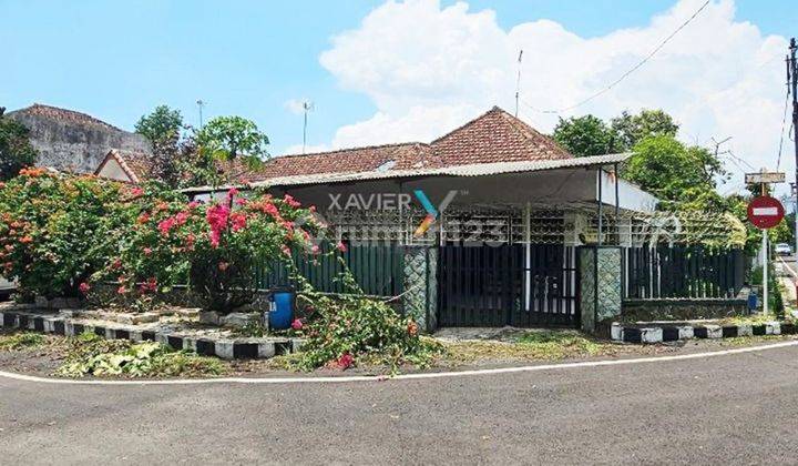 Rumah Hook Luas dan Strategis di Jalan Cimanuk, Purwantoro, Blimbing Malang Kota  1