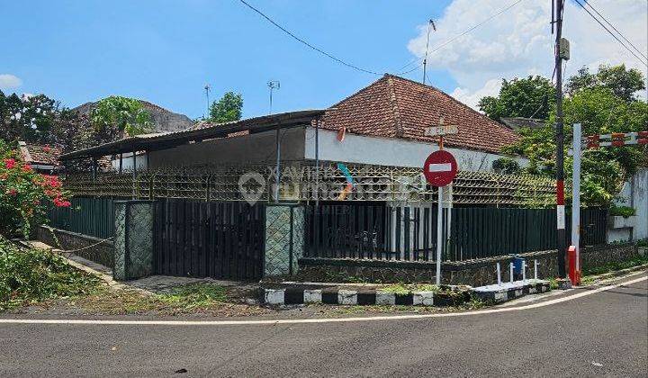 Rumah Hook Luas dan Strategis di Jalan Cimanuk, Purwantoro, Blimbing Malang Kota  2