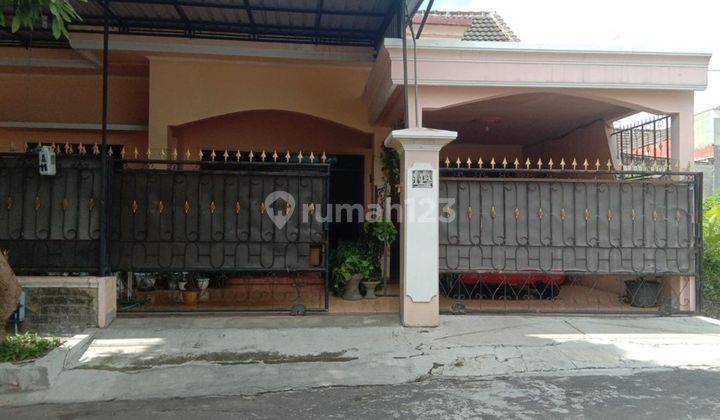 Rumah Asri Terawat di Jalan Papa Papa, Suhat Malang  2