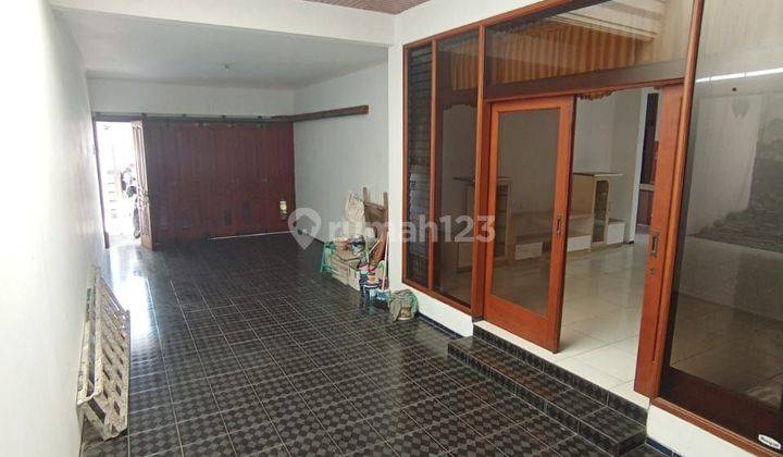 Rumah Bagus Terawat Di Second Road Raya Karanglo Malang 2