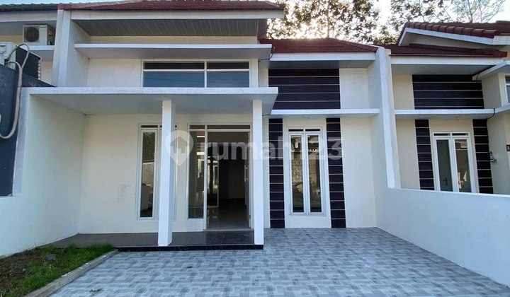 Rumah Baru Siap Huni Lokasi Dalam Perumahan Tlogowaru Kec. Kedungkandang Kota Malang 2