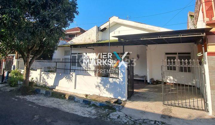 RUMAH YANG NYAMAN DEKAT KAMPUS LOKASI DI AREA JALAN TATA SURYA TLOGOMAS MALANG 2