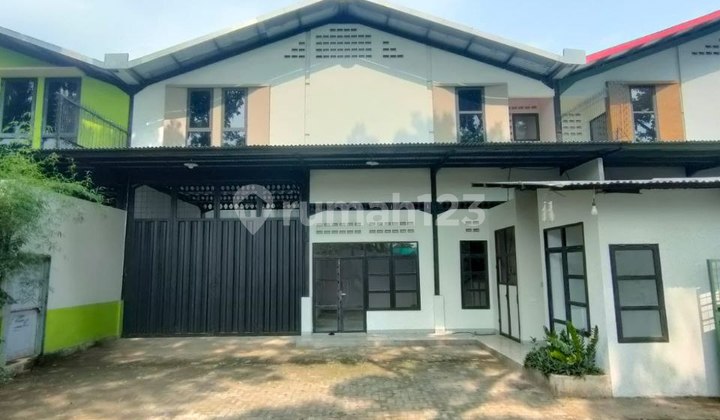 Gudang Modern Jl. Raya Abd. Saleh Malang Gudang Modern Jl. Raya Abd. Saleh Malang