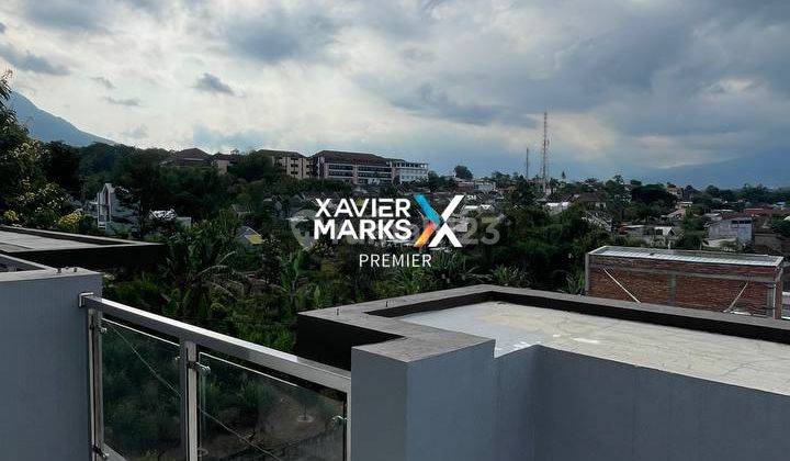 Rumah Modern 2,5 Lantai cocok untuk Villa atau hunian sangkah dari Ar- Rohmah dan Kampus 3 UIN MALANG 2