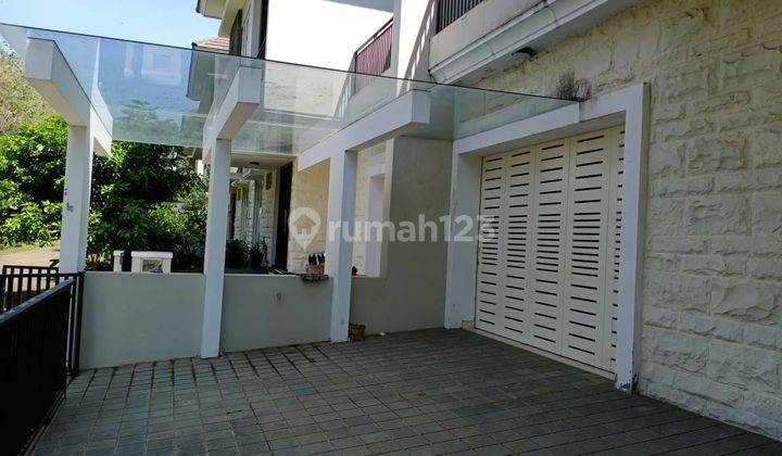 RUMAH MODERN FULL FURNISHED DI GREENWOOD GOLF ARAYA - MALANG 2