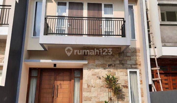 Rumah Villa Semi Furnish di Pusat Kota Batu 2