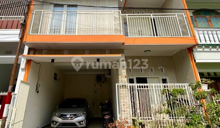 Rumah 2 Lantai Full Furnish Selangkah Dari Pusat Kota Malang Rumah 2 Lantai Full Furnish Selangkah Dari Pusat Kota Malang