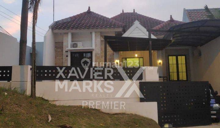 Rumah Mewah Model American Scandinavian di Villa Puncak Tidar Malang 1