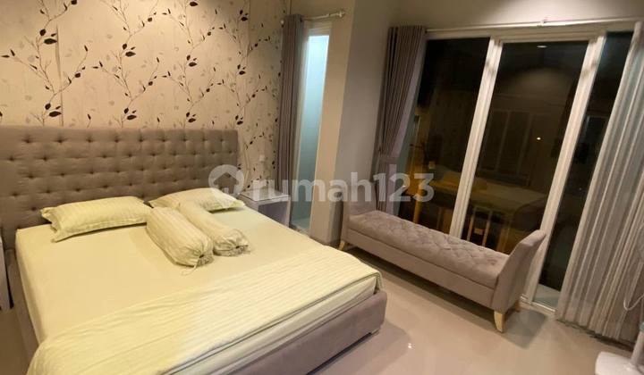 Villa 2 Lantai Selangkah Dari Museum Angkut dan Jatim Park 1 di Abdul Ghani Kota Batu Malang