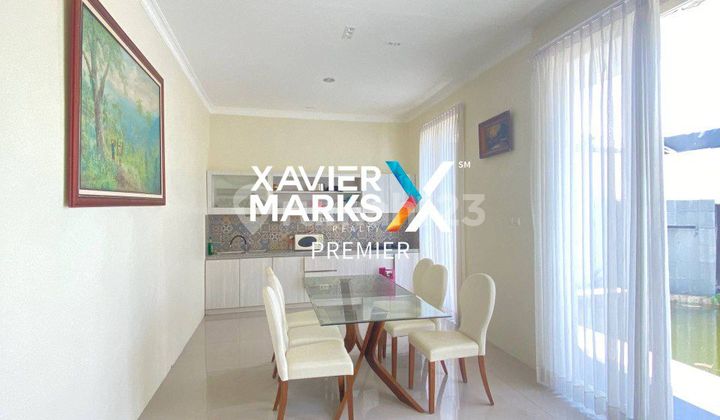 Villa 3 Lantai View Pegunungan, City Light, dan Dekat Pariwisata