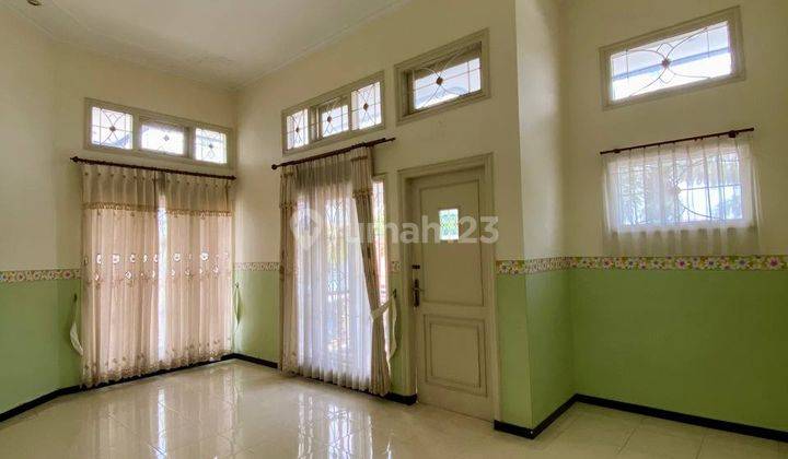 RUMAH HOOK SELANGKAH KE UNIV UMM DI TLOGOMAS MALANG 2