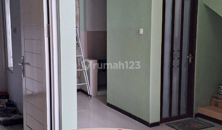 Rumah 2 Lantai Siap Huni di Banjar Arum Singosari Malang 2