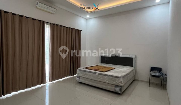 Rumah Megah 3 Lantai di Greenwood Boulevard Araya Malang 2