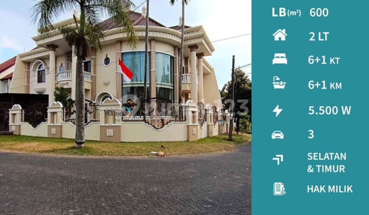 Rumah Mewah Klasik Full Furnished di Perumahan Elit Araya Blimbing, Kota Malang