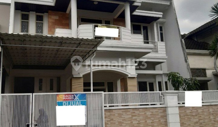 Rumah di Araya Golf Malang Siap Huni 2
