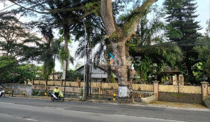 Rumah Villa Siap Huni dengan Private Pool di Poros Jalan Ir Soekarno, Dadaprejo Junrejo Batu Rumah Villa Siap Huni dengan Private Pool di Poros Jalan Ir Soekarno, Dadaprejo Junrejo Batu